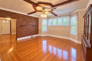 210 Washington Ave, Vandergrift, PA 15690 - Photo 9