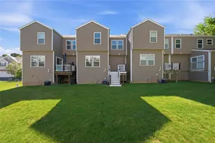 211 Lockheed Dr, Moon/Crescent Twp, PA 15108 - Photo 31