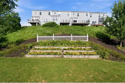 211 Lockheed Dr, Moon/Crescent Twp, PA 15108 - Photo 29