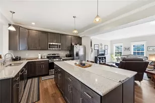 211 Lockheed Dr, Moon/Crescent Twp, PA 15108 - Photo 3
