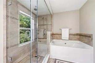 211 Lockheed Dr, Moon/Crescent Twp, PA 15108 - Photo 19