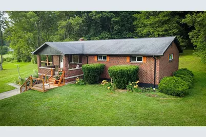 119 Eberhart Ln, Donegal, PA 16025 - Photo 1