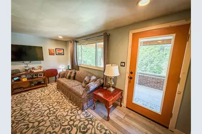 119 Eberhart Ln, Donegal Township, PA 16025 - Photo 7