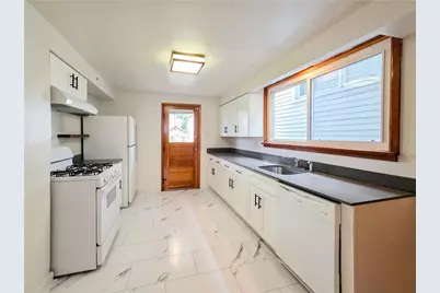 1011 Vermont Ave, Glassport, PA 15045 - Photo 9