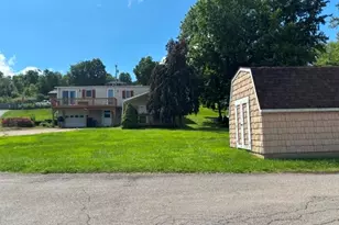 8891 Broadway St, North Huntingdon, PA 15692 - Photo 25