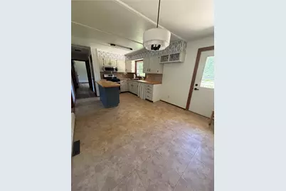 308 Orlando Ave, Neshannock Township, PA 16105 - Photo 5