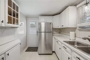 2101 Wesley St, McKeesport, PA 15132 - Photo 9