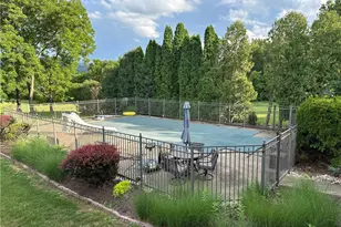143 Heritage Hills Rd, South Union Township, PA 15401 - Photo 5