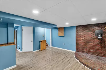 210 Springwood Drive, Pittsburgh, PA 15147 - Photo 35