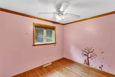 210 Springwood Drive, Pittsburgh, PA 15147 - Photo 31