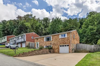 210 Springwood Drive, Pittsburgh, PA 15147 - Photo 3