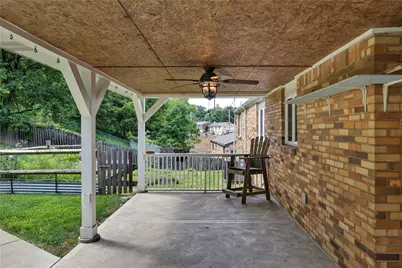 210 Springwood Drive, Pittsburgh, PA 15147 - Photo 13