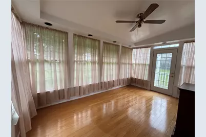 1526 6th St, Patterson Township, PA 15010 - Photo 9