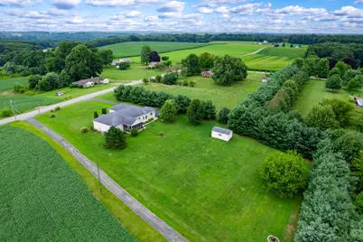 332, 322 Dick Road, Franklin Township, PA 16001 - Photo 9