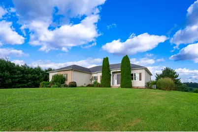 332, 322 Dick Road, Franklin Township, PA 16001 - Photo 7