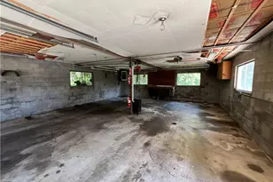 36 6th St, Bessemer, PA 16112 - Photo 7