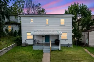817 Rose, McKees Rocks, PA 15136 - Photo 1