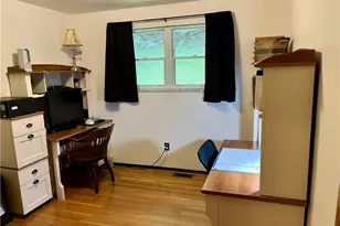 2072 Holiday Park Dr, Pittsburgh, PA 15239 - Photo 13