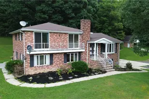248 Boyd Dr, Conemaugh Township, PA 15936 - Photo 1