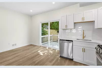 121 Newett St, Pittsburgh, PA 15210 - Photo 13