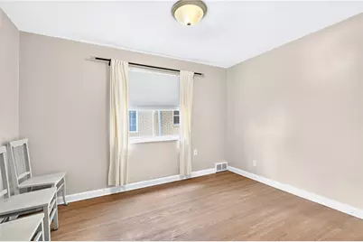 108 Lang Ct, Pittsburgh, PA 15208 - Photo 17