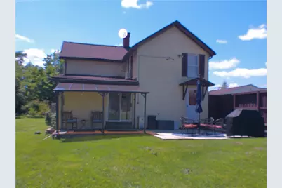 303 Cranberry Alley, Carmichaels-Cumberland, PA 15320 - Photo 3