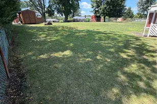 405 4th St, McDonald, PA 15057 - Photo 17