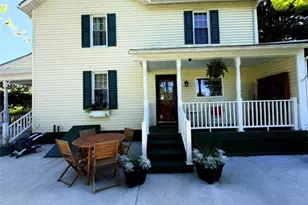 718 Skylark Dr, Connellsville, PA 15425 - Photo 1