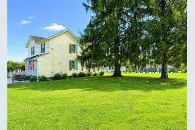 718 Skylark Dr, Dunbar Township, PA 15425 - Photo 7