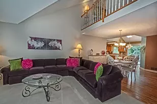 204 Country View Dr, Lower Burrell, PA 15068 - Photo 3