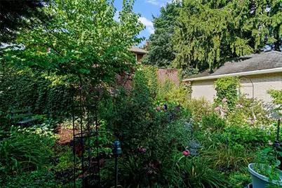 5633 Elgin, Pittsburgh, PA 15206 - Photo 45