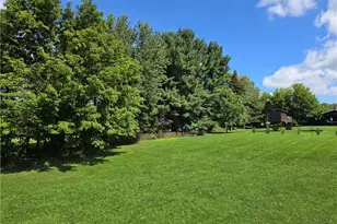 961 Sunset Dr, Center Township, PA 16001 - Photo 35