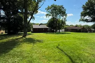 118 Judith Dr, Peters Township, PA 15367 - Photo 3