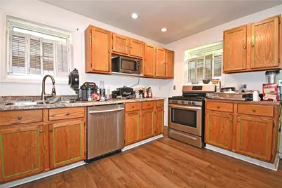 306 Moore Ave, Pittsburgh, PA 15210 - Photo 9