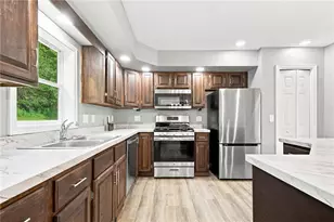 358 Kaylor Frogtown Rd, Brady's Bend Township, PA 16025 - Photo 5