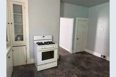 433 Euclid Ave, Glassport, PA 15045 - Photo 7