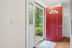 9672 Buckingham Dr, Pittsburgh, PA 15101 - Photo 7
