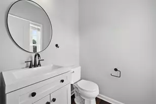 106 Brighton Ln, Adams Township, PA 16046 - Photo 9