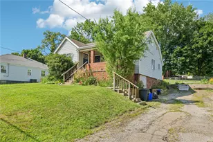 221 Rosecrest Dr, Monroeville, PA 15146 - Photo 3