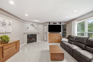 32 Westchester Ct, Robinson Twp, PA 15136 - Photo 11