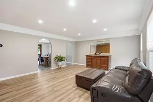 32 Westchester Ct, Robinson Twp, PA 15136 - Photo 9