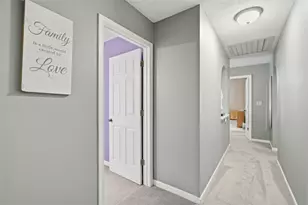 32 Westchester Ct, Robinson Twp, PA 15136 - Photo 9