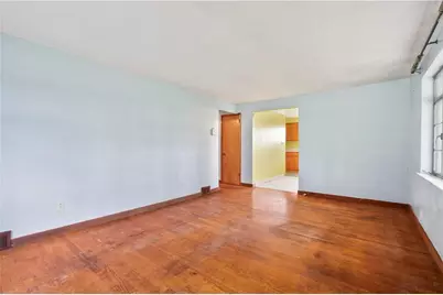 3601 Brandis Ave, South Park, PA 15129 - Photo 9