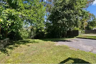 1816 Gina Drive, West Mifflin, PA 15122 - Photo 29