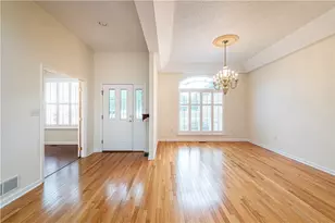 6089 Triple Crown Cir, Hempfield Township, PA 15601 - Photo 11