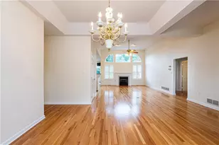 6089 Triple Crown Cir, Hempfield Township, PA 15601 - Photo 17