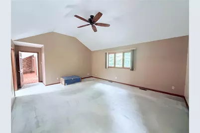 135 Regency Dr, South Union Township, PA 15401 - Photo 29