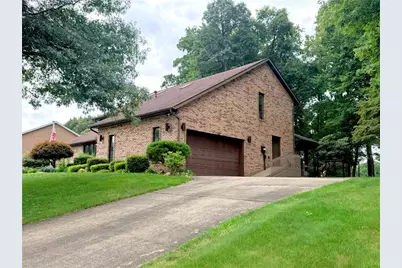 135 Regency Dr, South Union Township, PA 15401 - Photo 5