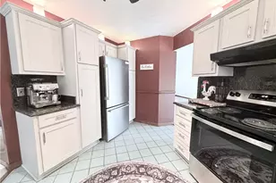 135 Regency Dr, South Union Township, PA 15401 - Photo 13