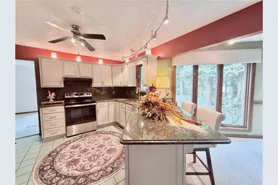 135 Regency Dr, South Union Township, PA 15401 - Photo 15